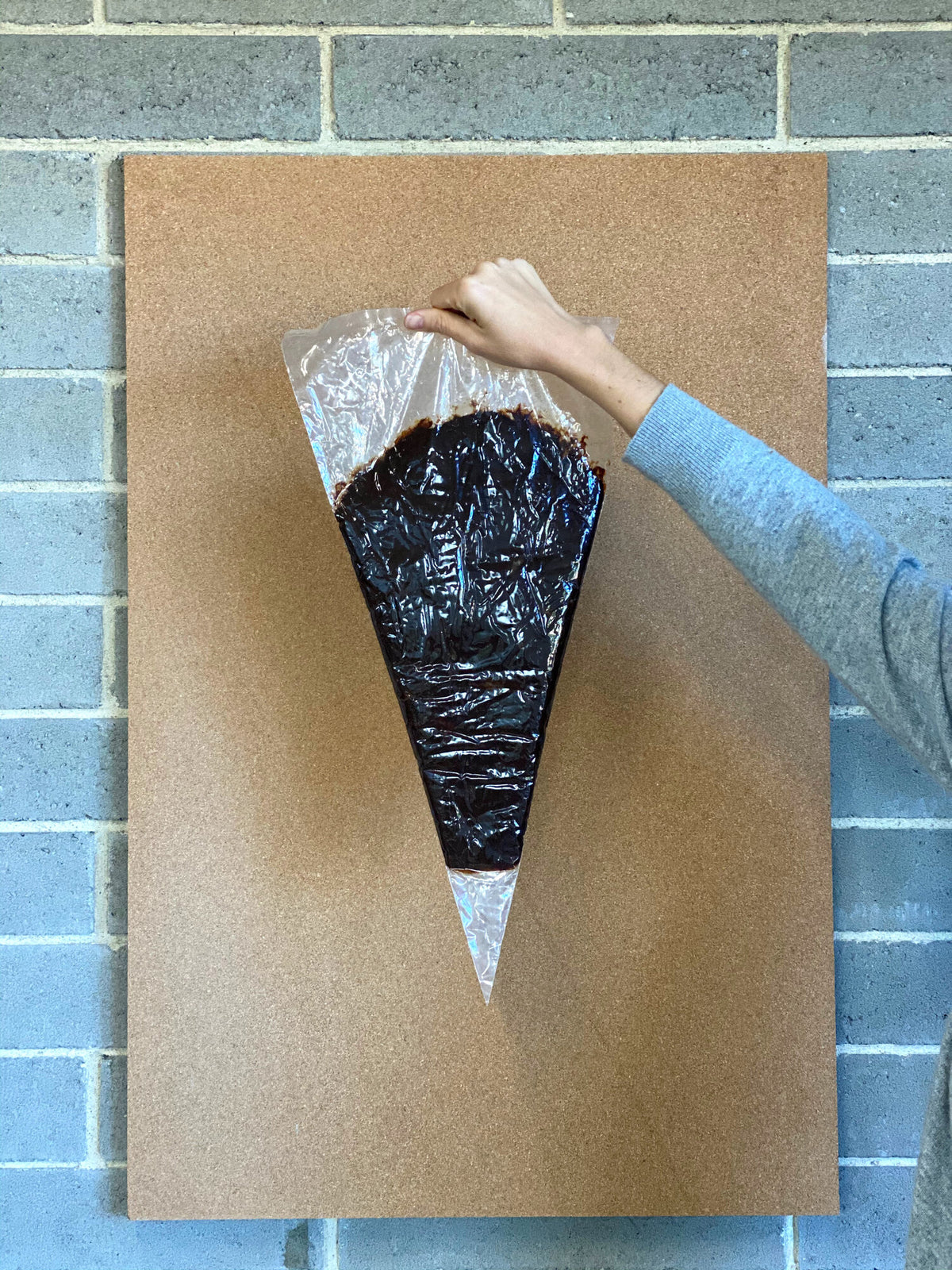 2 x Oomite Chef's Pail 900g (piping bag in a pail)